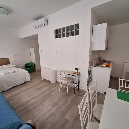 Sottoripa Loft Appartement Genua Buitenkant foto